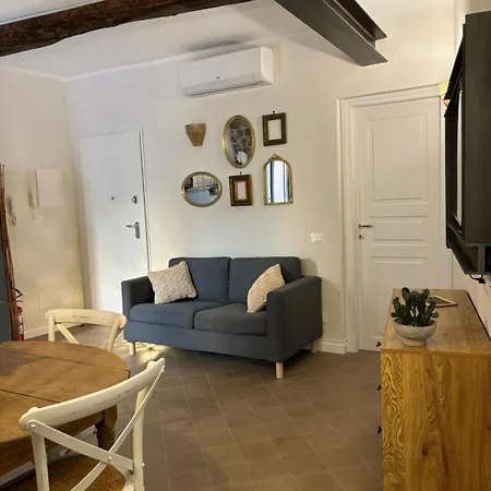 Hh La Piazzetta Apartman