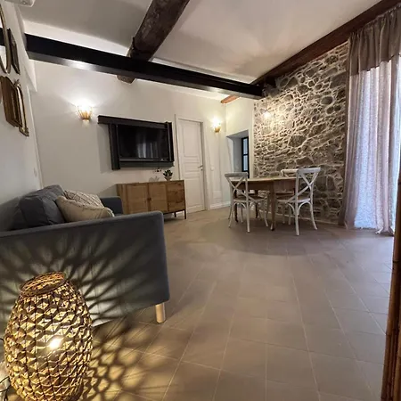 Hh La Piazzetta Apartment
