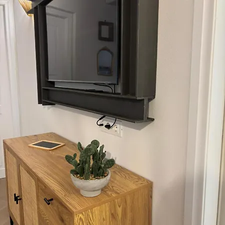 Hh La Piazzetta Apartment