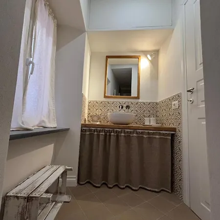 Hh La Piazzetta Apartment